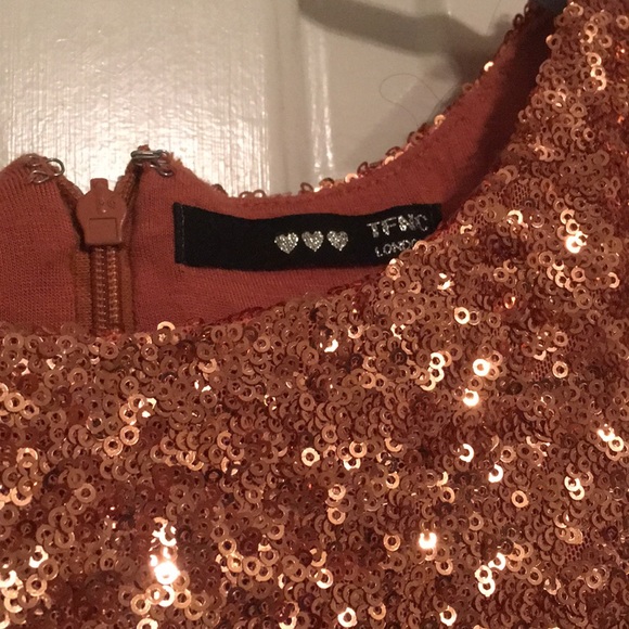 💝Rose Gold Sequined Bodycon Dress - Picture 9 of 10